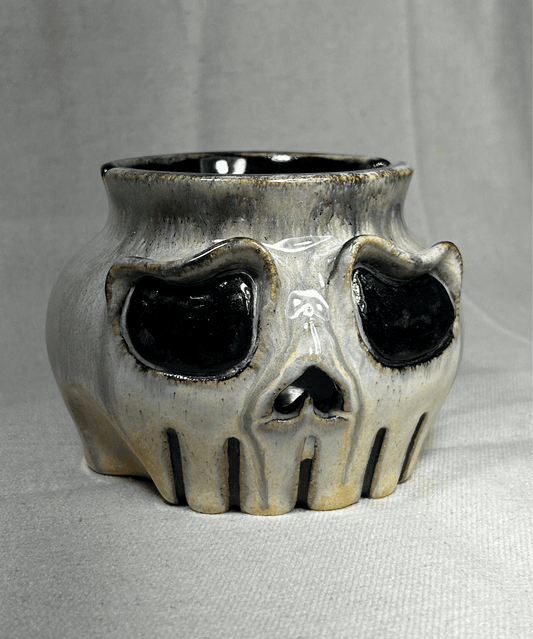 Ash-pot skull (Honey)