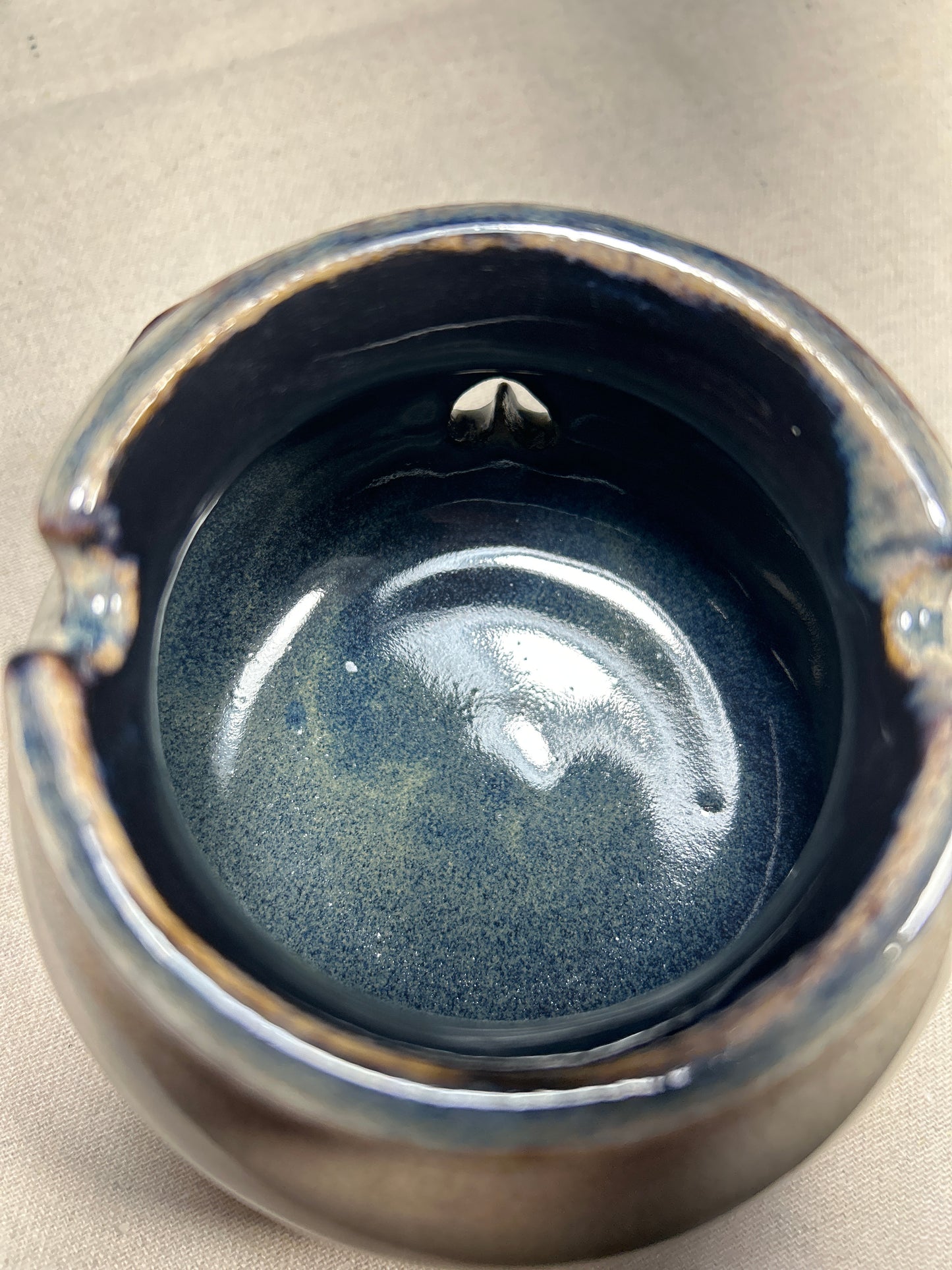 Ash-pot skull (Honey)