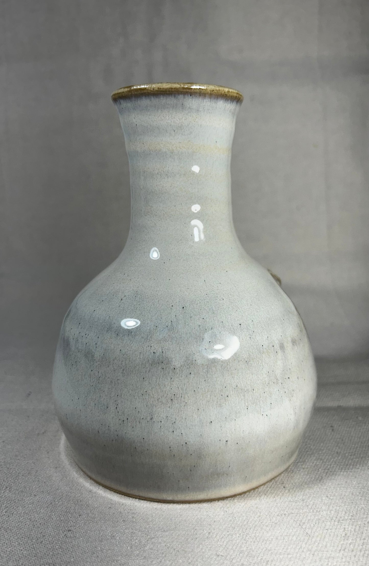 Bottle top skull (Opal)