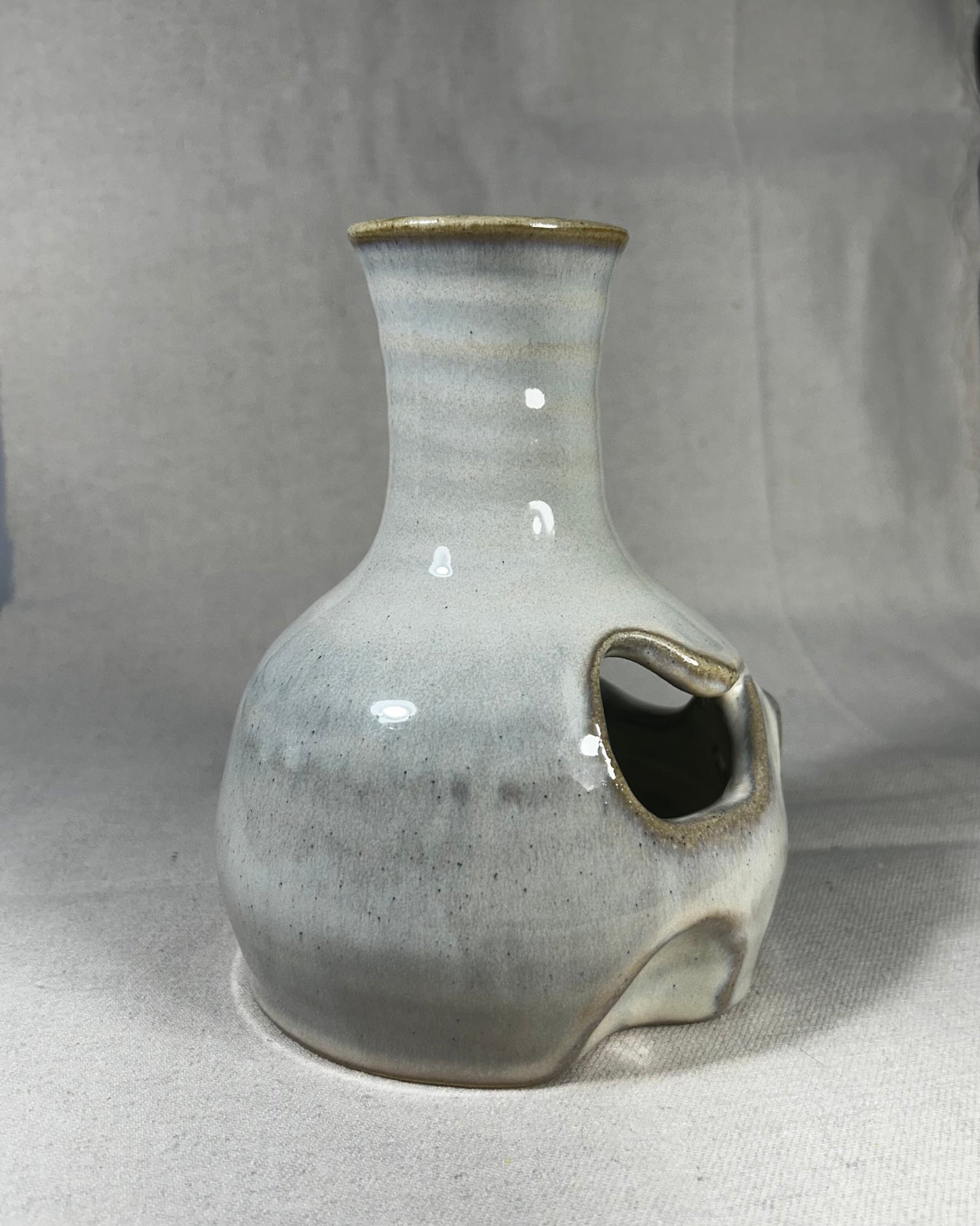 Bottle top skull (Opal)