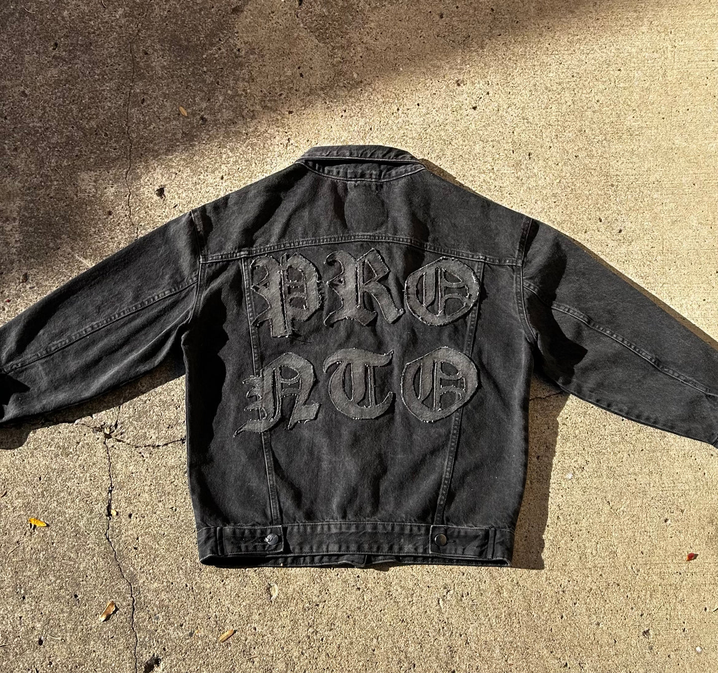 OFO Poke Denim Back Hit